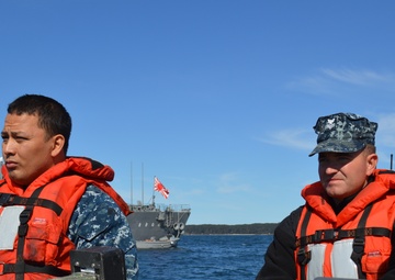 US Navy sailors share ship-boarding tactics with international navies