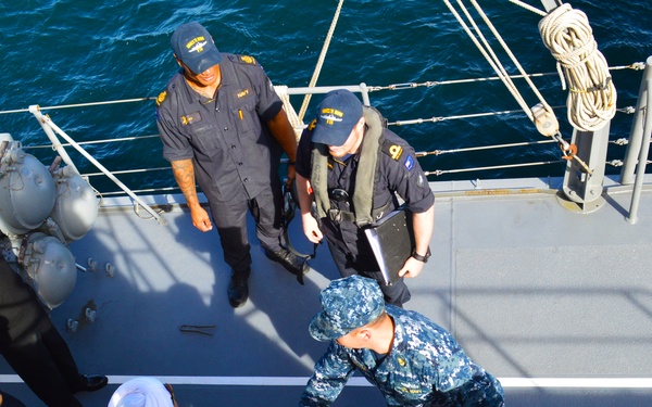 US Navy sailors share ship-boarding tactics with international navies