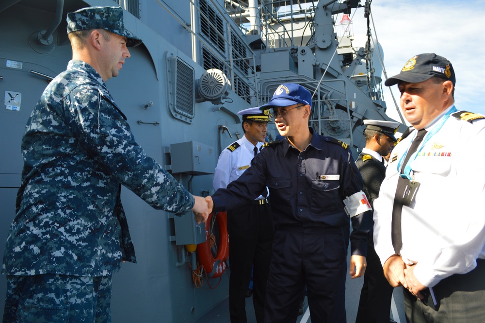 US Navy sailors share ship-boarding tactics with international navies