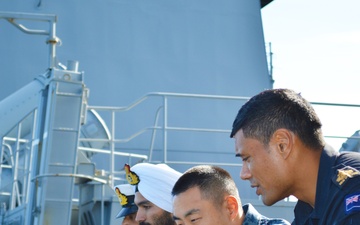 US Navy sailors share ship-boarding tactics with international navies