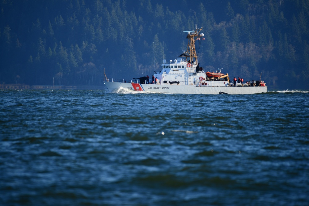 CGC Orcas departing the Columbia River