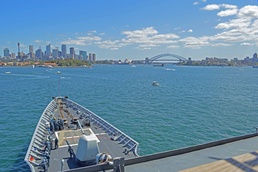 USS Chosin arrives Sydney for International Fleet Review