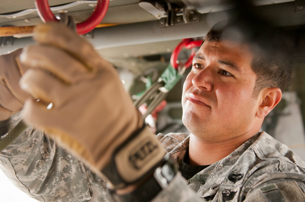 Inside a Black Hawk with Fort Hood Air Assault School instructor