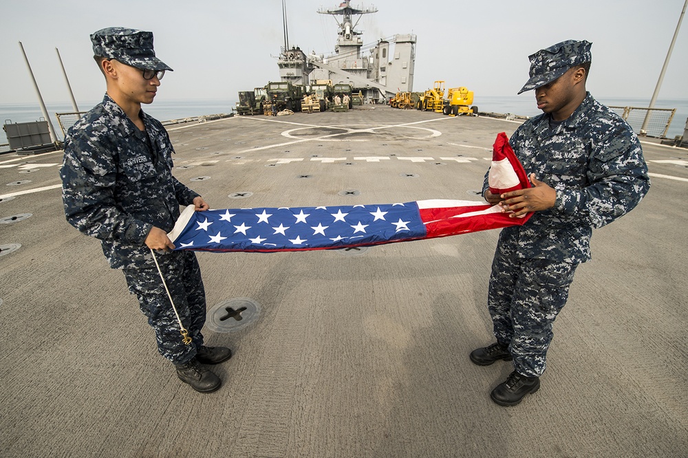 Flag folding