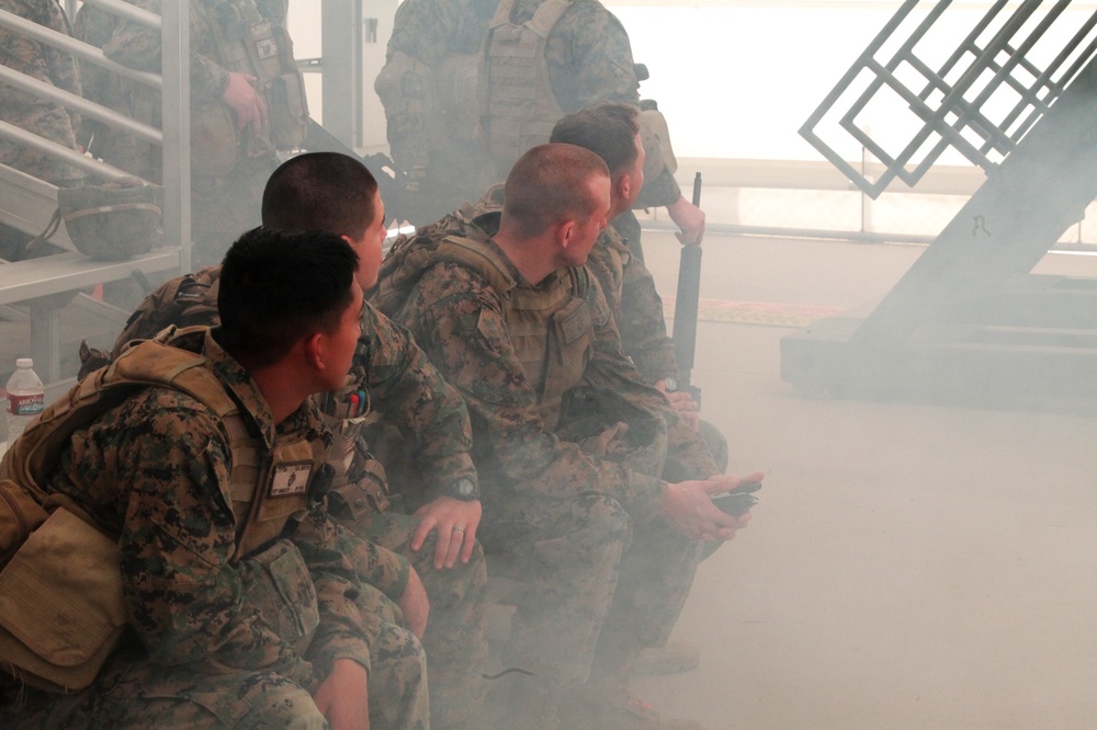 1st ANGLICO Marines conduct dry rollover egress training