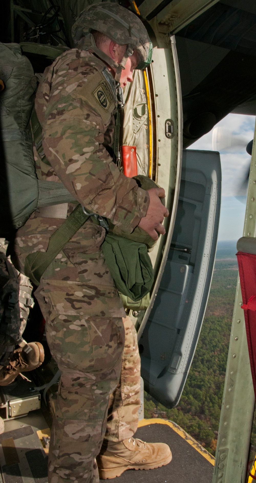 Airborne reenlistment
