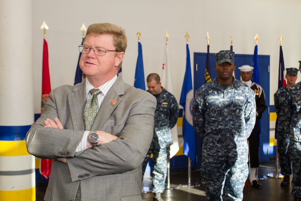 Navy Ceremonial Guard welcomes Nevada congressman