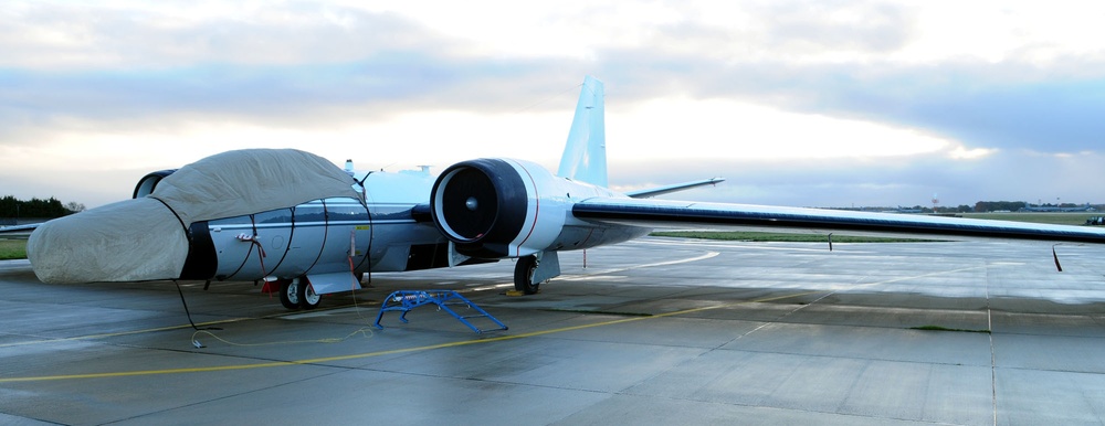 NASA plane lands at RAF Mildenhall