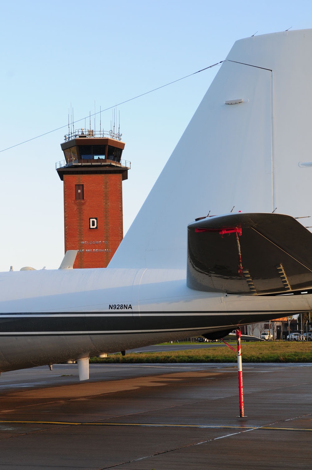 NASA plane lands at RAF Mildenhall