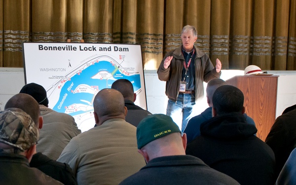 Engineers pass through Cascade Locks