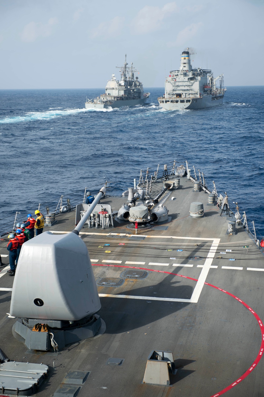 DVIDS - Images - Replenishment at sea [Image 7 of 12]