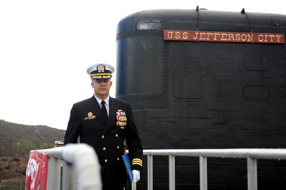 USS Jefferson City change of command