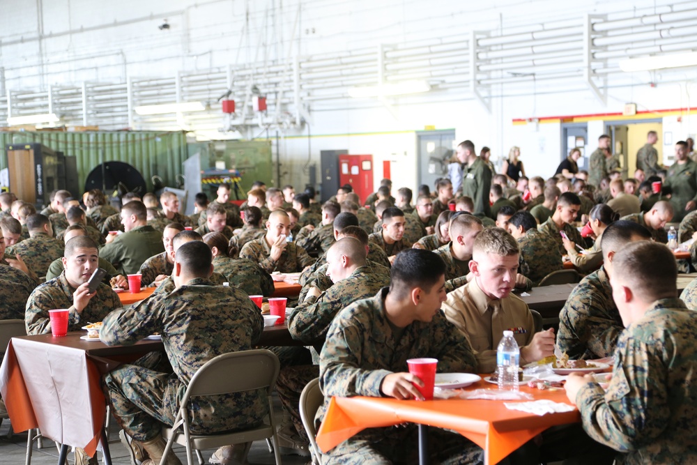 HMH-461 leaders give back to NCOs, junior Marines