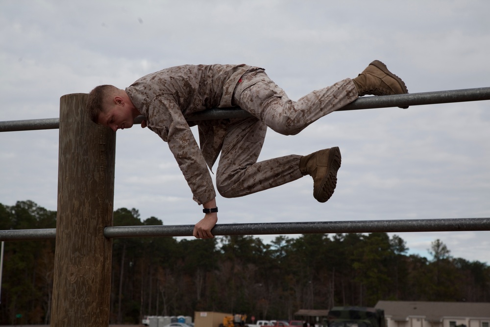 SOI-E Marines perform in a squad competition