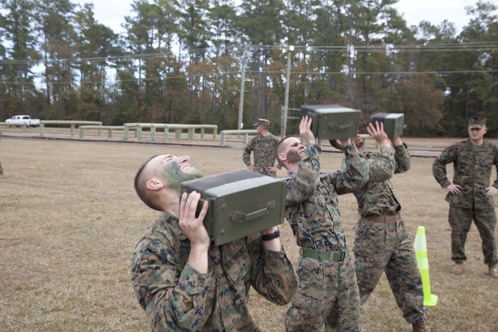 SOI-E Marines perform in a squad competition