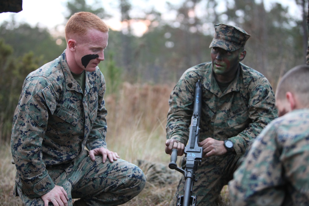 SOI-E Marines perform in a squad competition