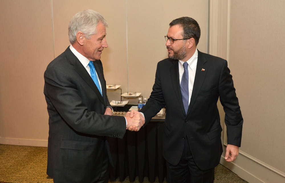 Hagel at the 2013 Halifax International Security Forum