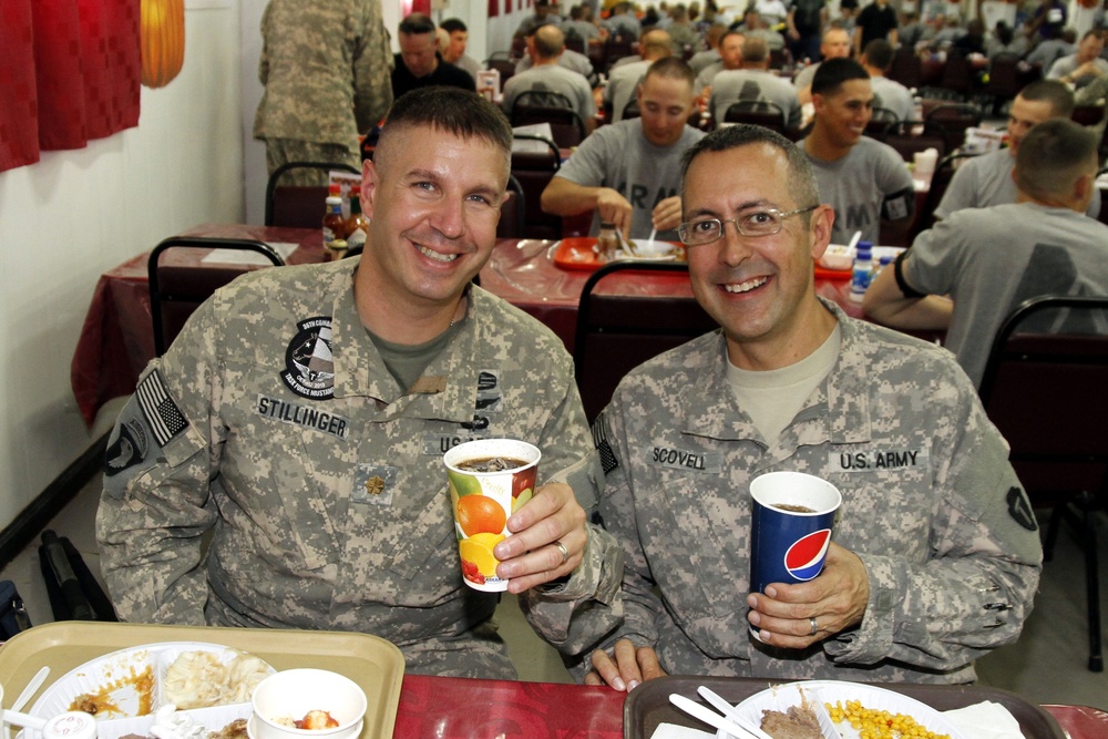 36th Combat Aviation Brigade enjoys Thanksgiving in Kuwait