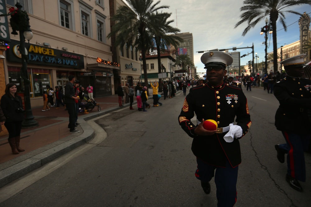 Marines participate in Bayou Classic Parade