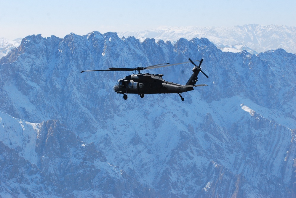 10th Combat Aviation Brigade navigates mountainous terrain