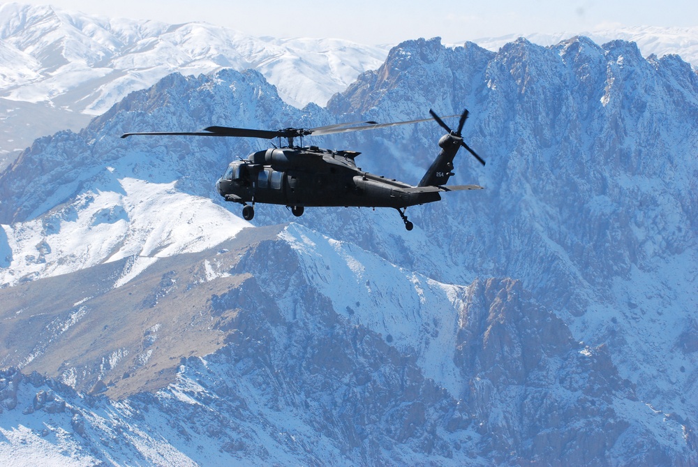 10th Combat Aviation Brigade navigates mountainous terrain