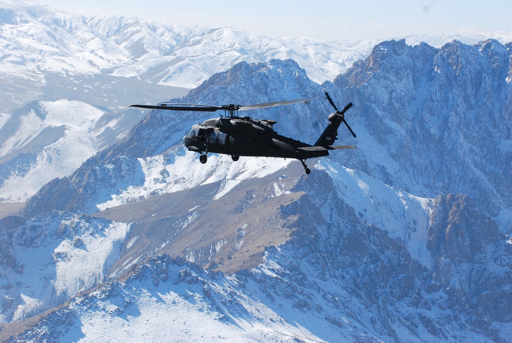 10th Combat Aviation Brigade navigates mountainous terrain