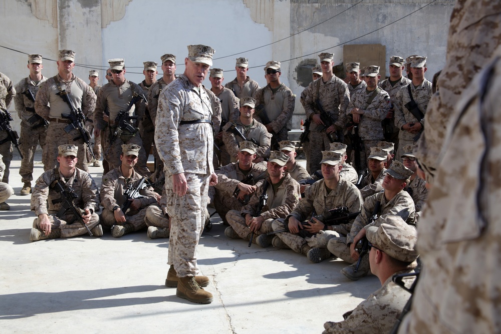 Assistant Commandant of the Marines Corps Visits 3/7