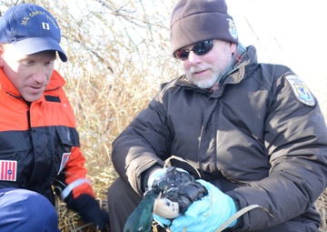 Mississippi River towboat incident response continues