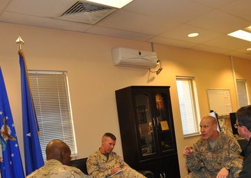 Leaders pay visit to Bagram during Thanksgiving