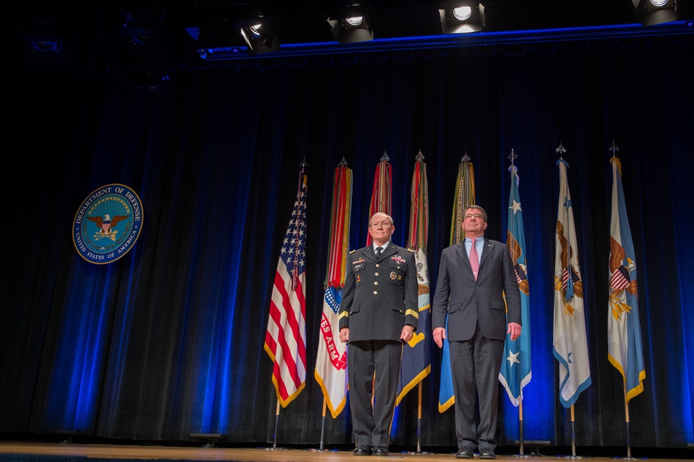 DoD bids Deputy Defense Secretary Carter adieu