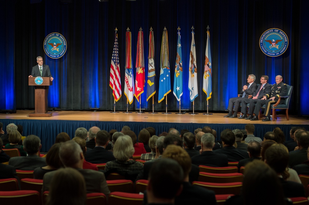 DoD bids Deputy Defense Secretary Carter adieu