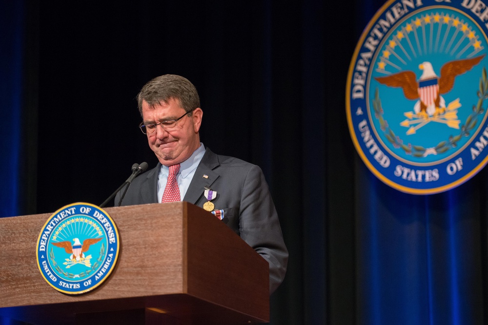 DoD bids Deputy Defense Secretary Carter adieu