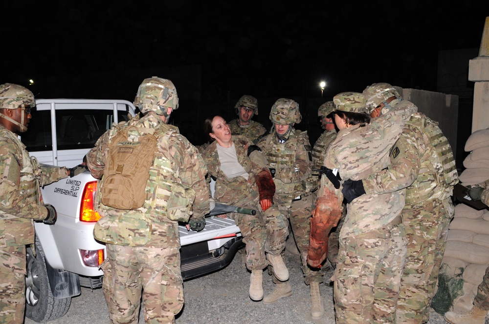 82nd SB-CMRE treat simulated wounded in mass casualty exercise