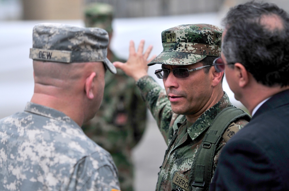 South Carolina National Guard team visits Colombian army's main logistic facility