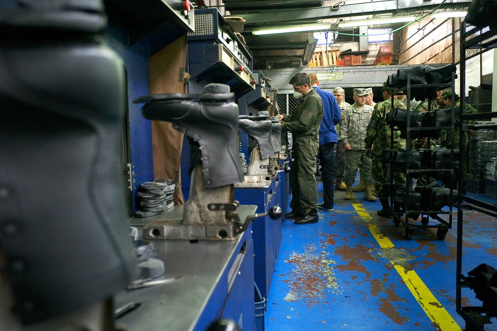 South Carolina National Guard team visits Colombian army's main logistic facility