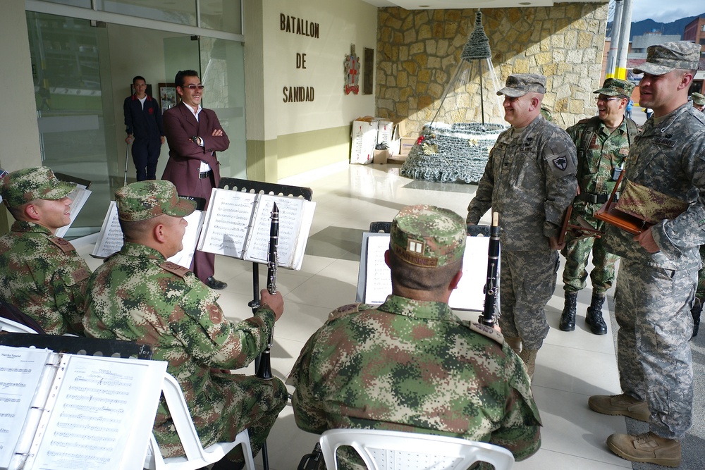 South Carolina National Guard team visits Colombian army's main logistic facility