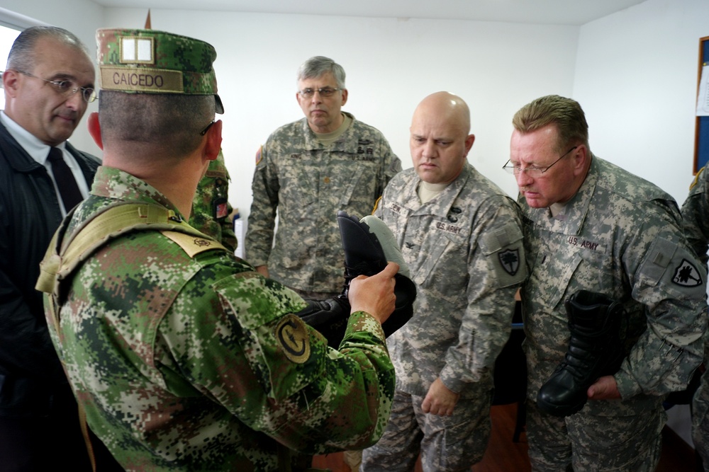 South Carolina National Guard team visits Colombian army's main logistic facility