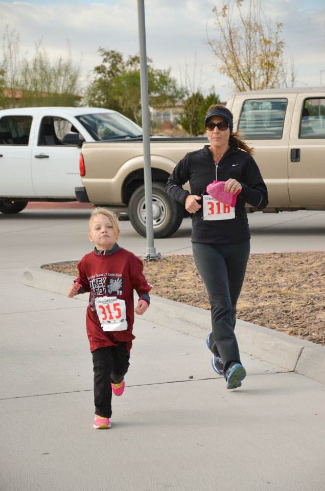4-year-old runner finishes 5k race