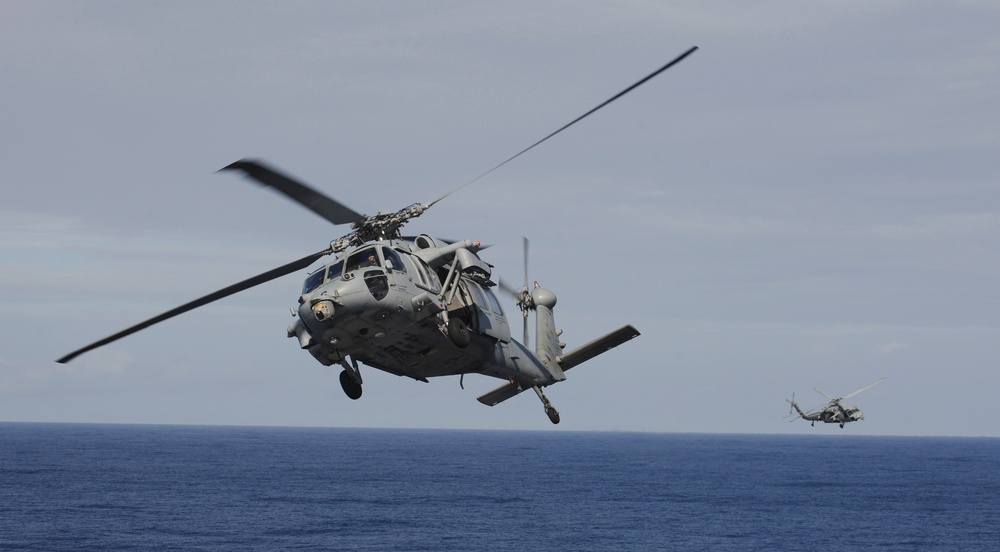 MH-60S Sea Hawks