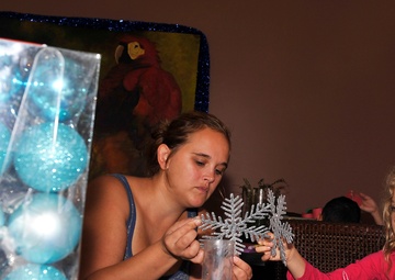 Military groups, local clubs decorate Fisher House for holidays