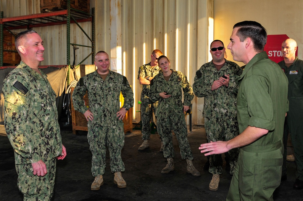 MCPON Stevens visits HM-15