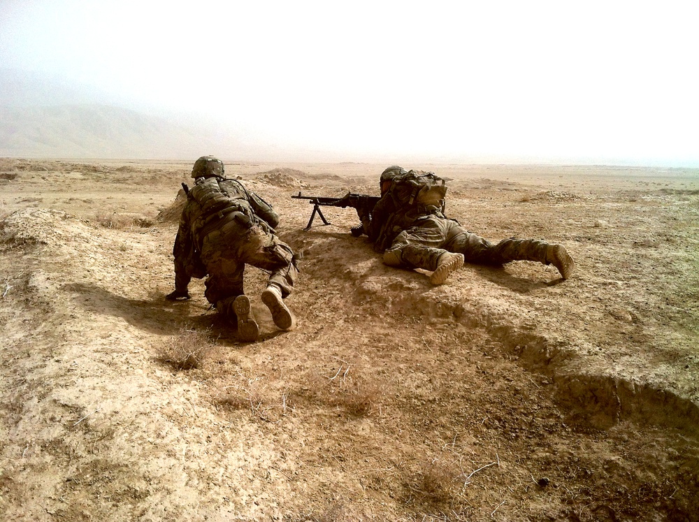 Bounding during a team live fire exercise