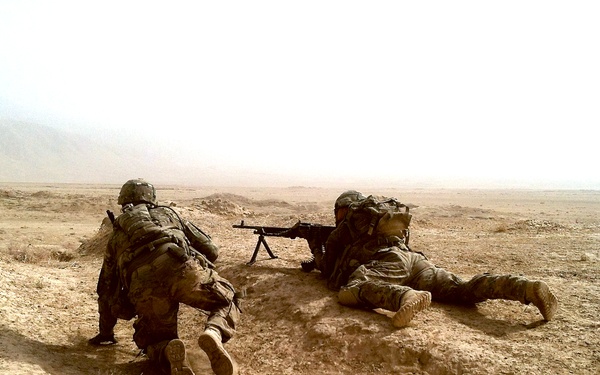Bounding during a team live fire exercise