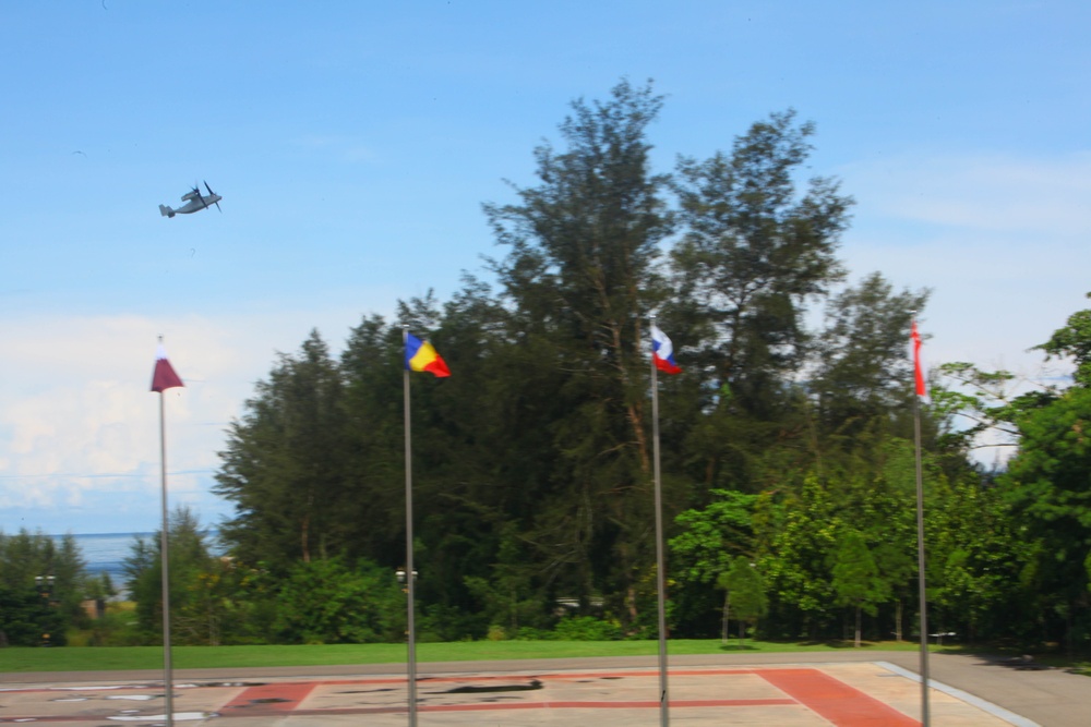 Ospreys perform at BRIDEX 13 air demonstration in Brunei