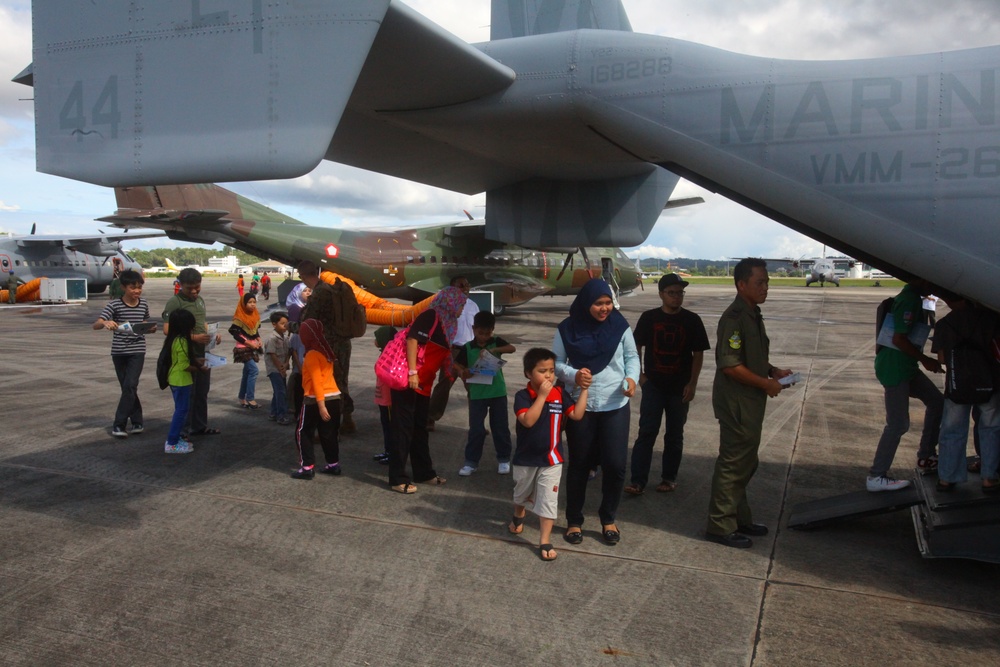 BRIDEX 13 static air display opens to community