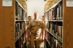 Naval Studies Program pits NPS student expertise against Navy’s challenges