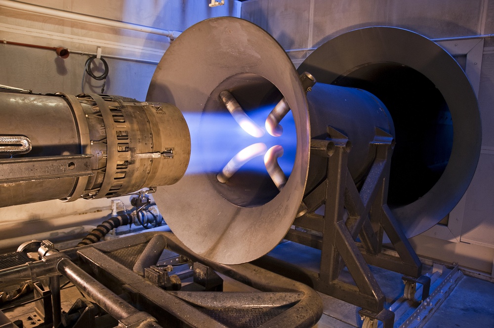 Checking the functionality of a J85-5 engine from a T-38 aircraft