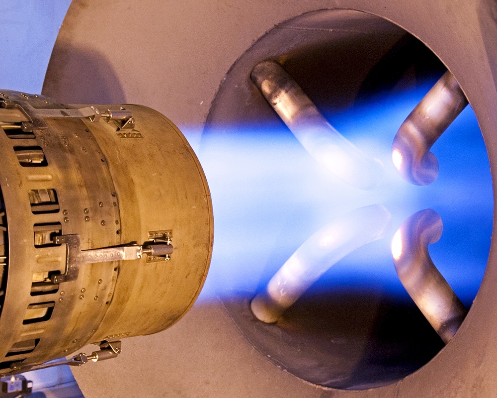 Checking the functionality of a J85-5 engine from a T-38 aircraft