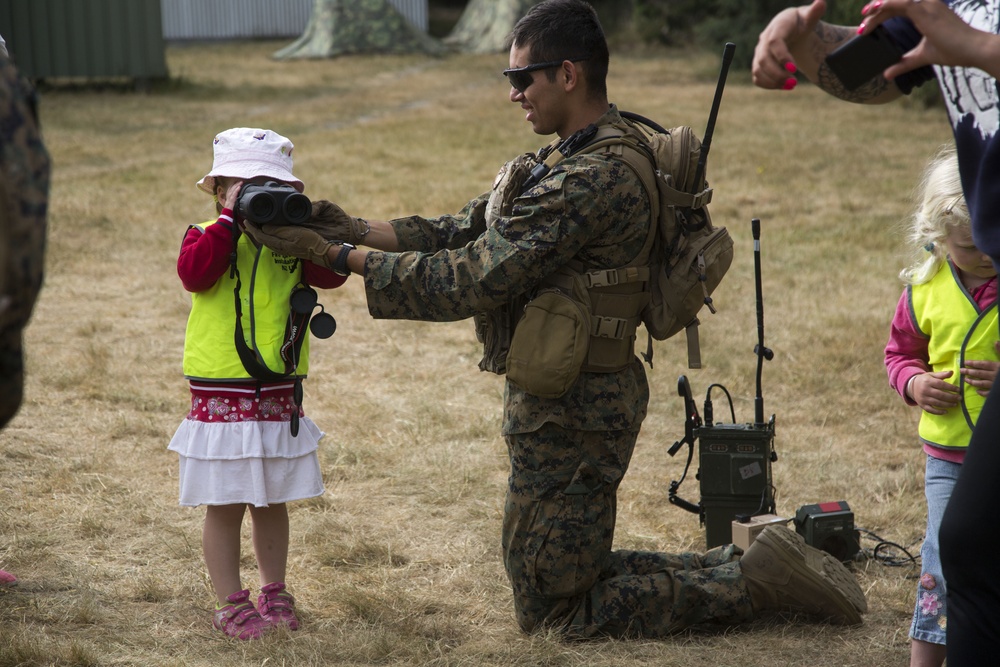 U.S. Marines, New Zealand Soldiers visit preschool during Southern Katipo 2013
