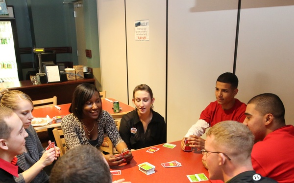 Marines, Sailors gather for Thanksgiving feast